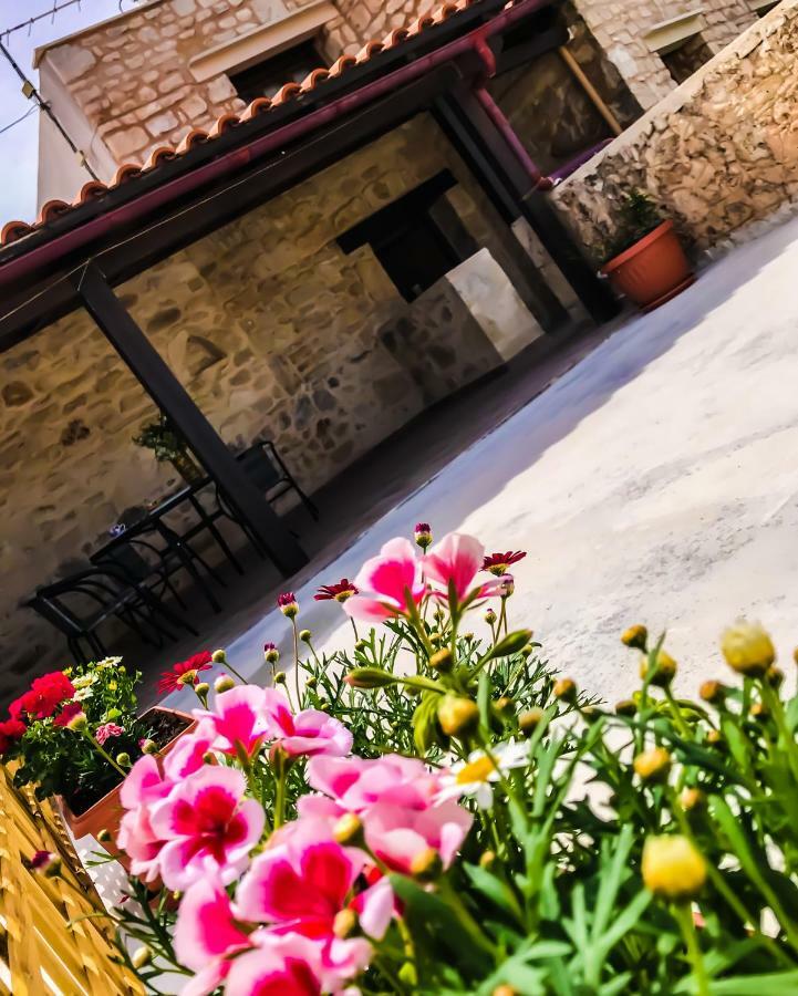 Antonia'S Home Alfa Village Εξωτερικό φωτογραφία